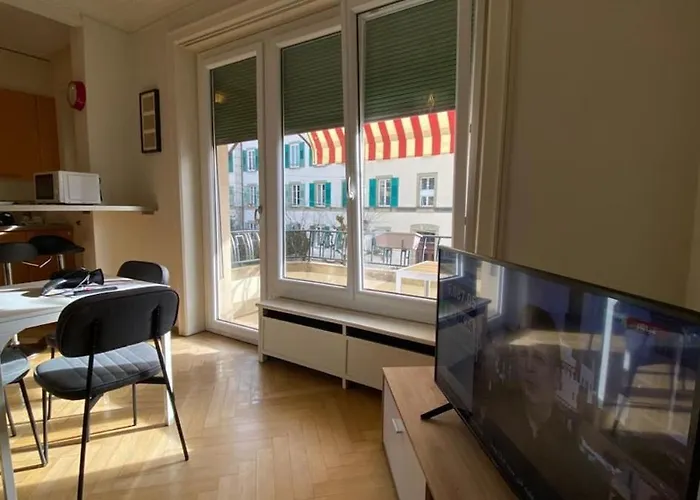 Large 7 Minutes Walking To Train Station * Lausanne
